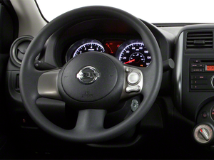 2013 Nissan Versa SV