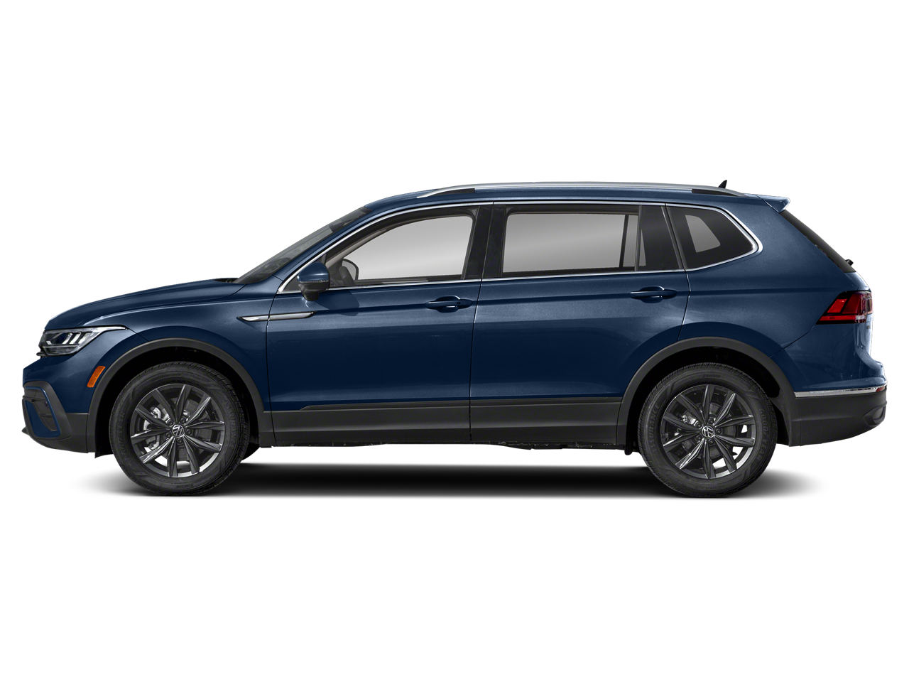2022 Volkswagen Tiguan SE photo 2