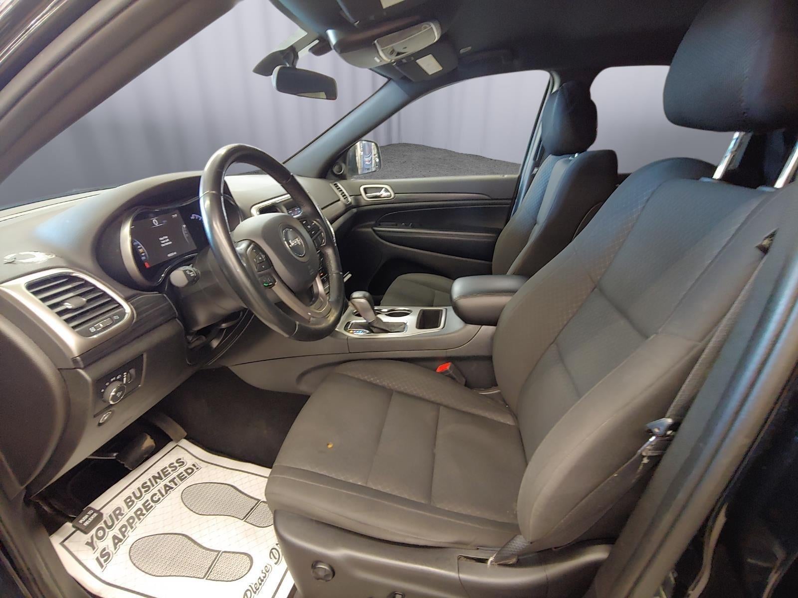 2019 Jeep Grand Cherokee Laredo E