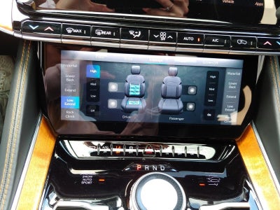 2022 Jeep Grand Wagoneer Series III
