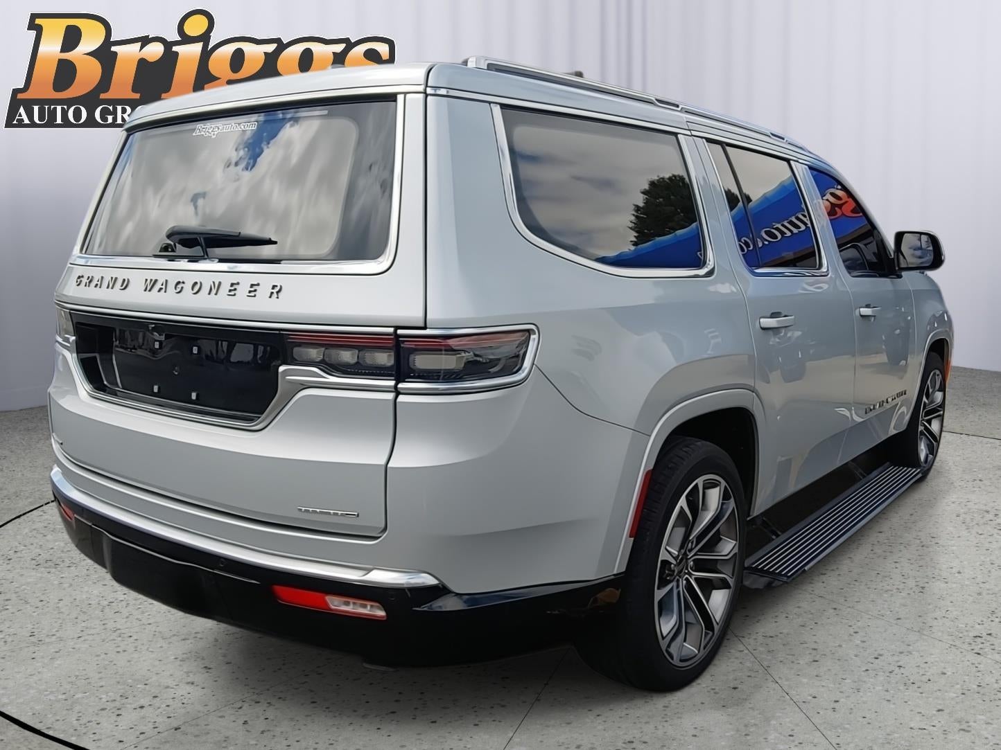2022 Jeep Grand Wagoneer Series III