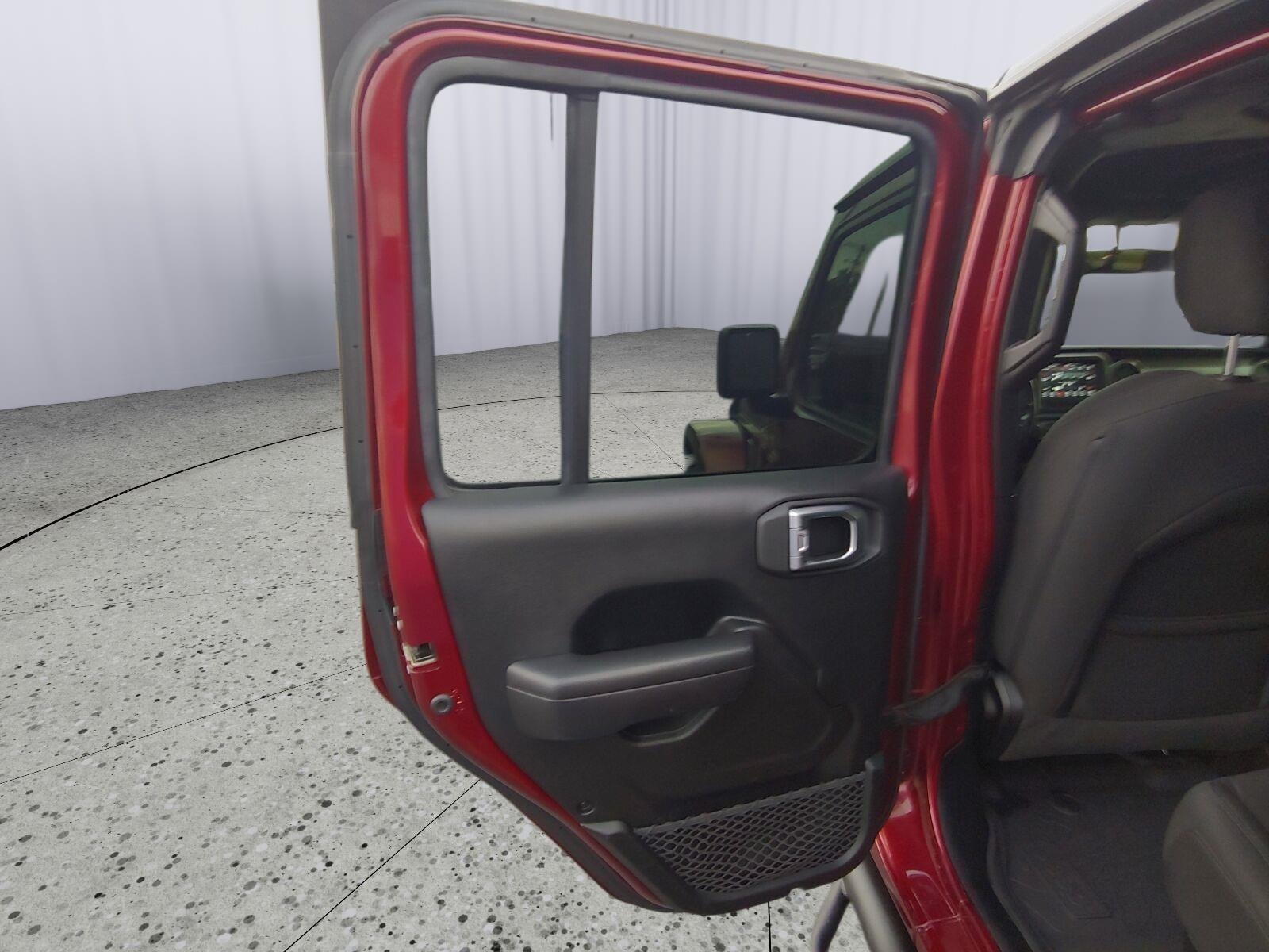 2021 Jeep Gladiator Willys