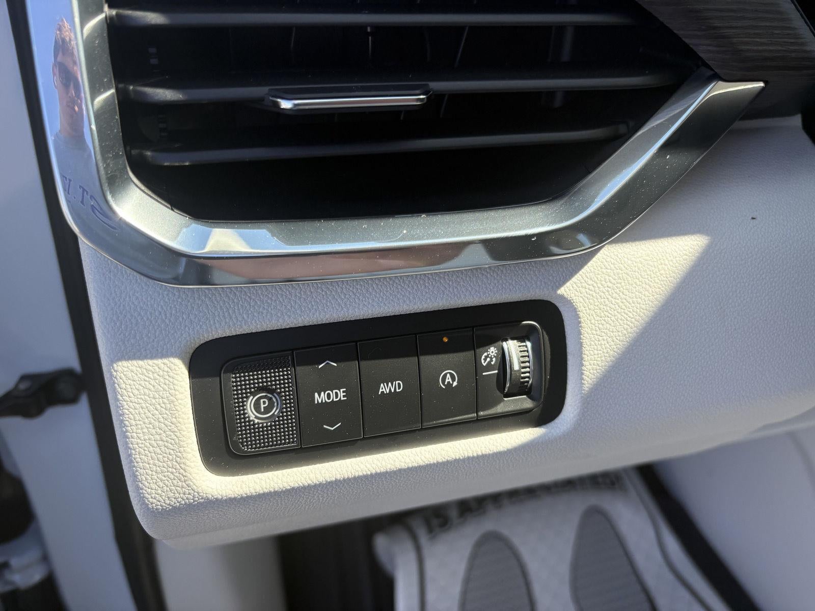 2027 GMC Acadia Denali