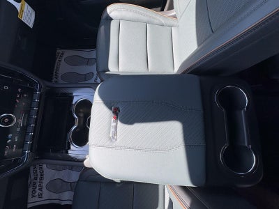 2027 GMC Yukon XL AT4