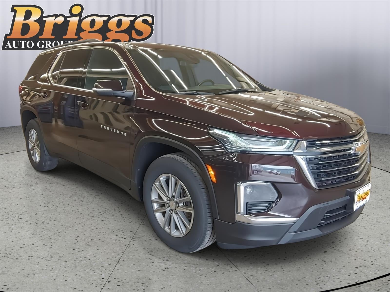 2023 Chevrolet Traverse LT Cloth