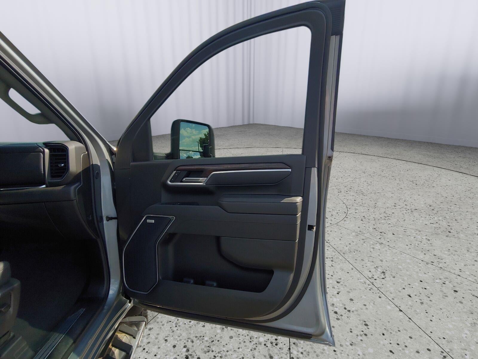 2025 GMC Sierra 2500 HD SLT