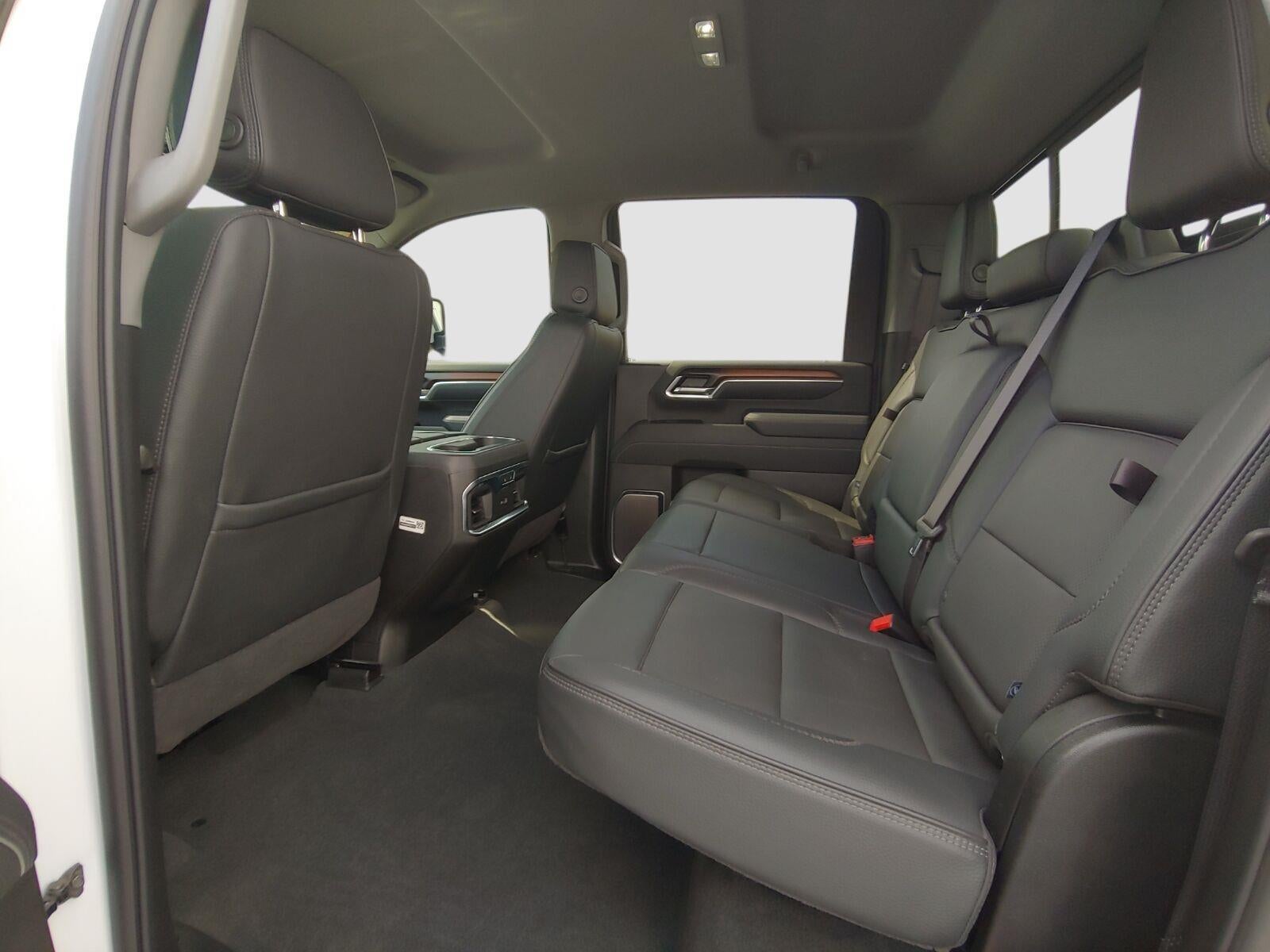 2025 GMC Sierra 3500 HD Denali