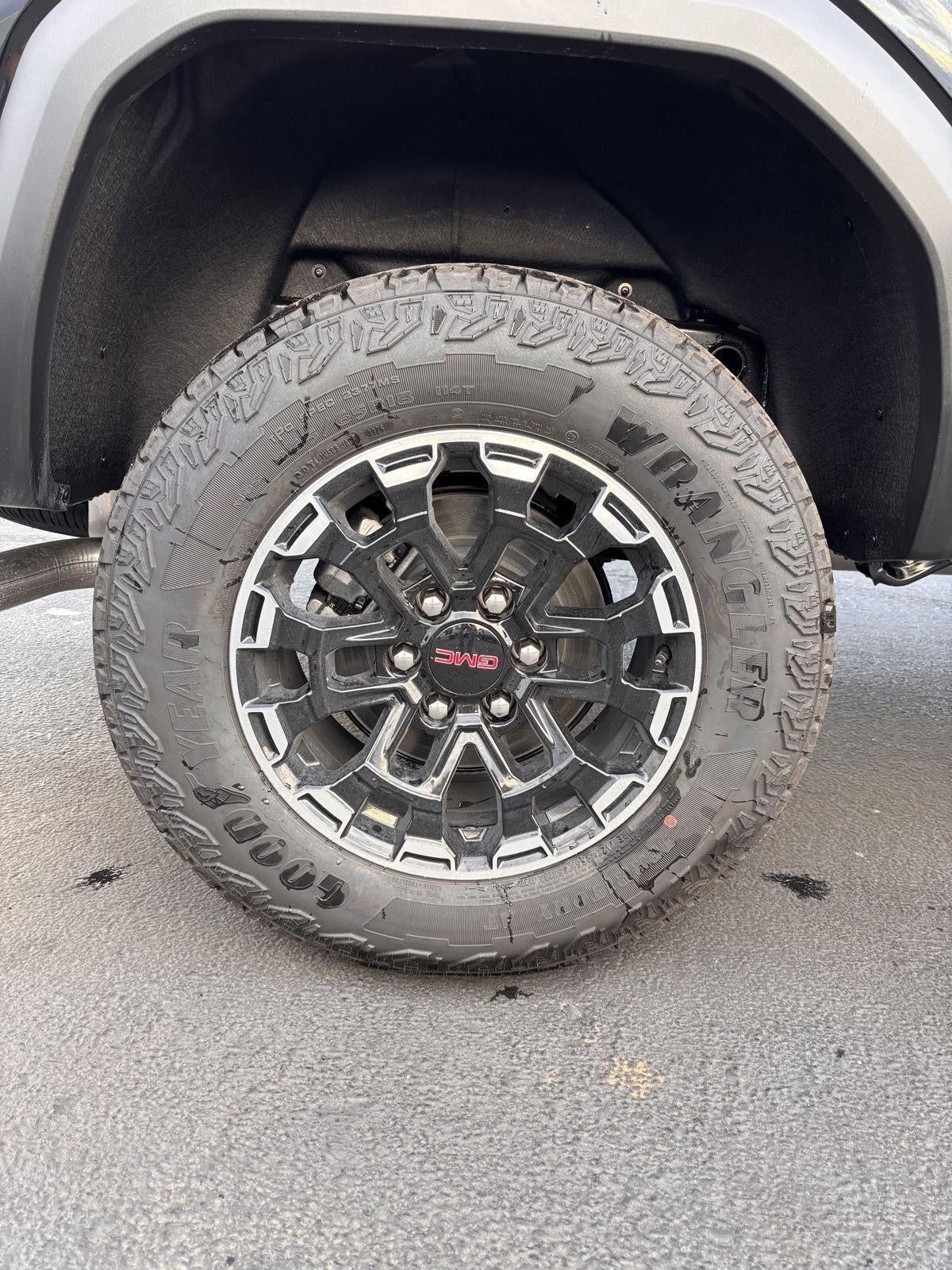 2026 GMC Canyon AT4