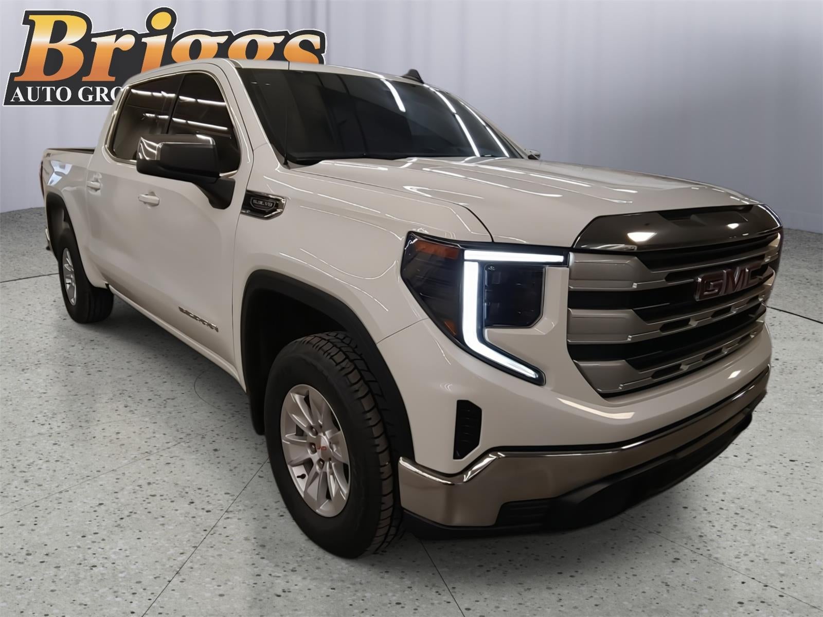 2023 GMC Sierra 1500 SLE