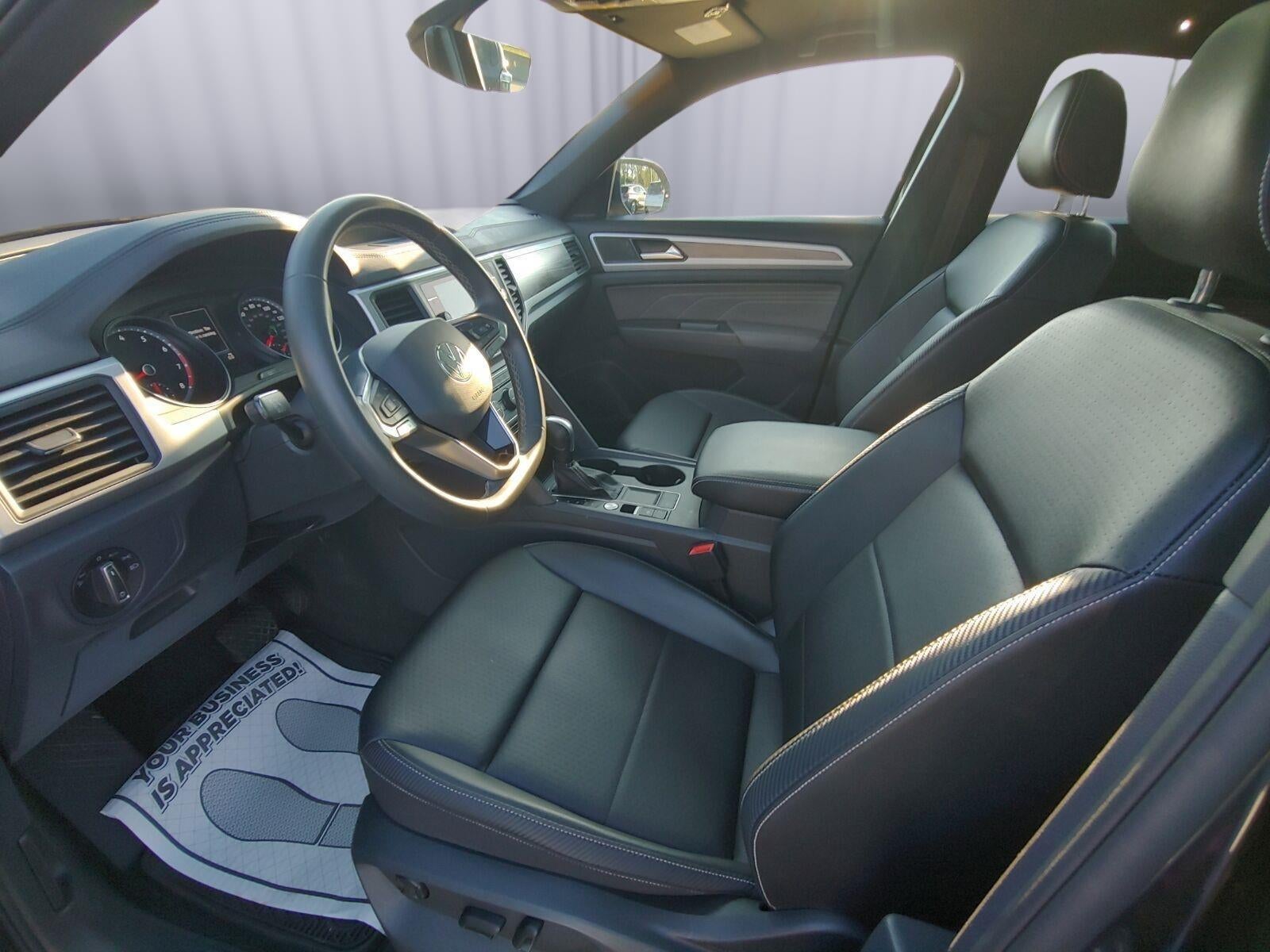 2021 Volkswagen Atlas Cross Sport 2.0T SE w/Technology