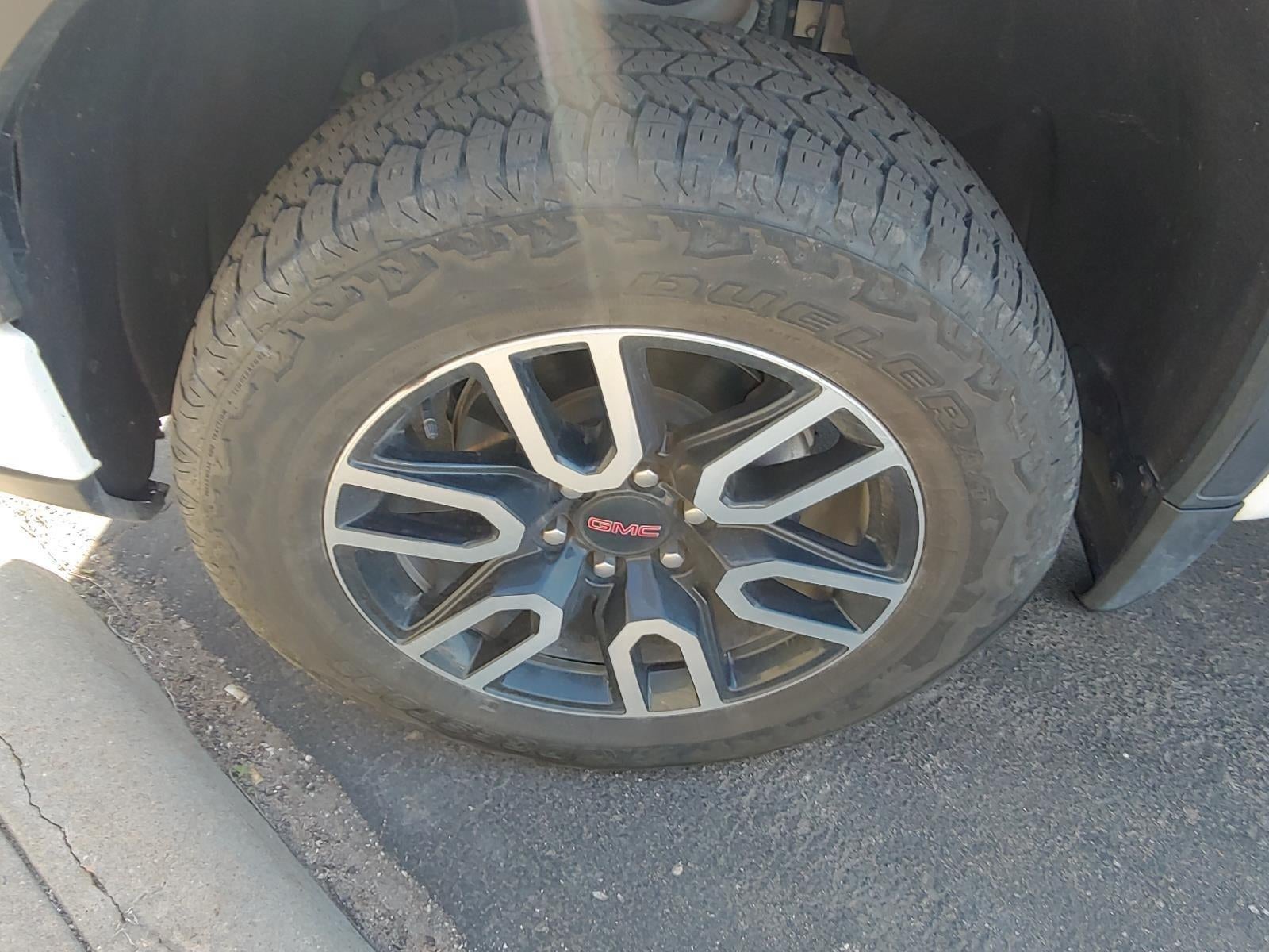 2025 GMC Sierra 1500 AT4