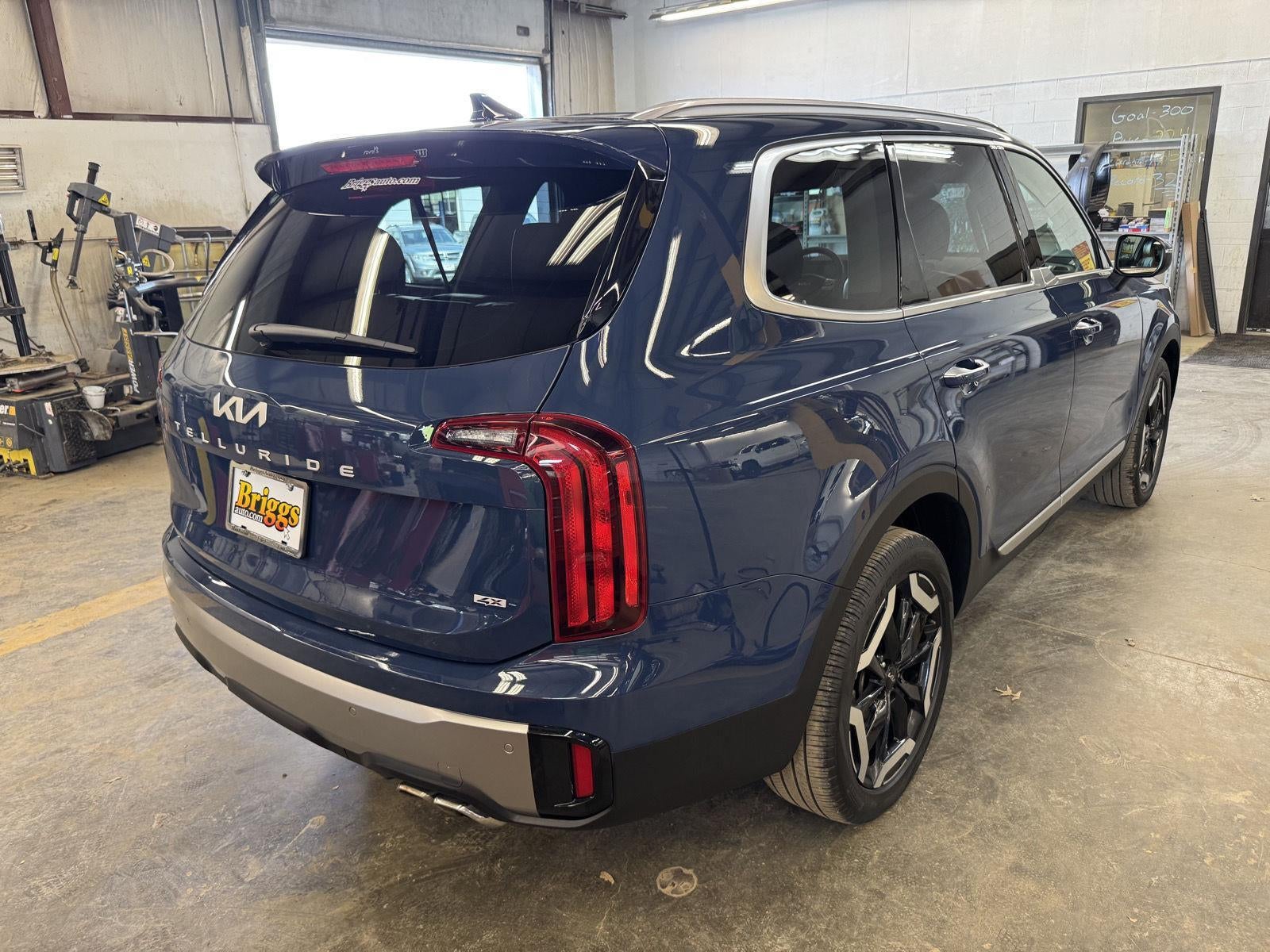 2025 Kia Telluride S