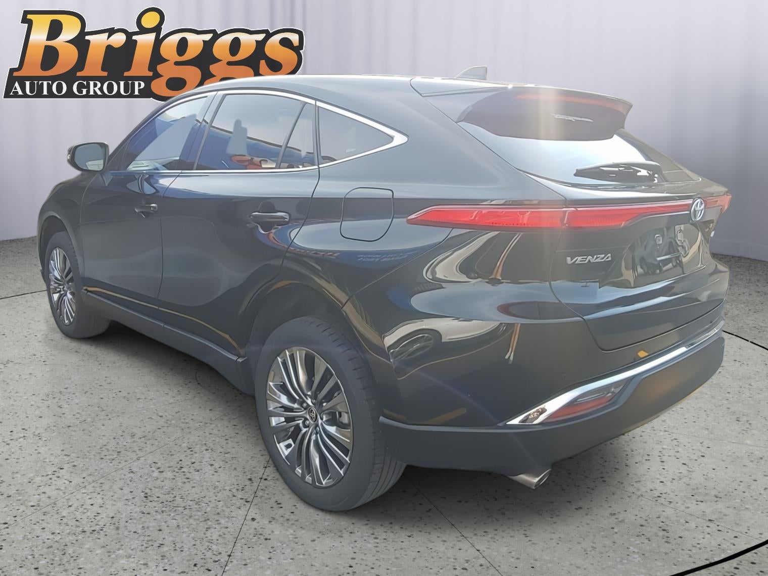 2024 Toyota Venza LE