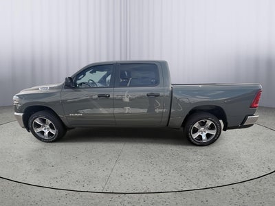 2026 RAM 1500 Tradesman Crew Cab 4x4 5'7' Box