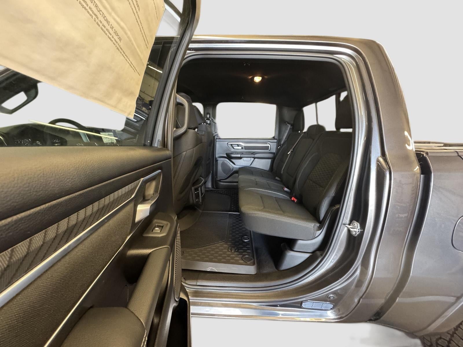 2026 RAM 1500 Big Horn Crew Cab 4x4 5'7' Box