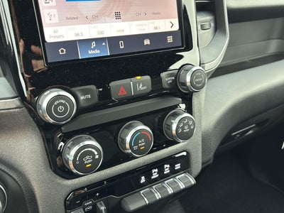 2026 RAM Ram 1500 RAM 1500 TRADESMAN CREW CAB 4X4 5'7' BOX