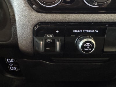 2026 RAM 1500 Express Crew Cab 4x4 6'4' Box