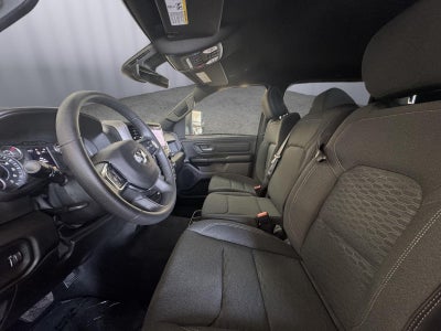 2026 RAM 1500 Express Crew Cab 4x4 6'4' Box