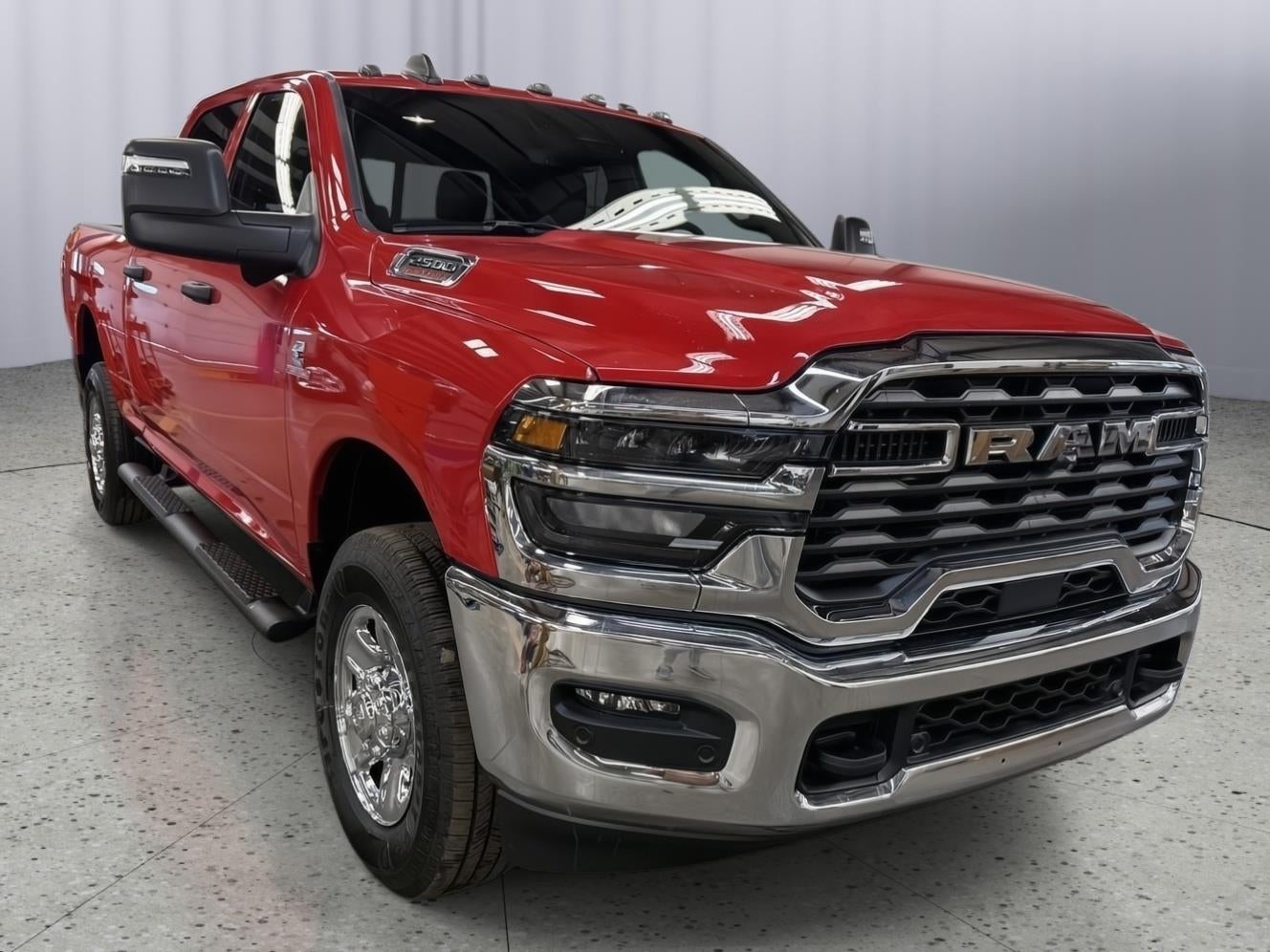 2026 RAM 2500 Tradesman Crew Cab 4x4 6'4' Box