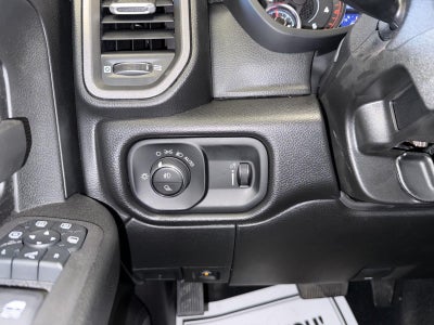 2026 RAM 2500 Tradesman Crew Cab 4x4 6'4' Box