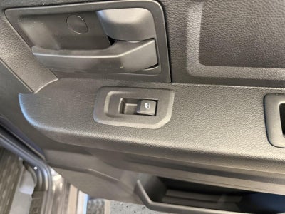 2026 RAM 2500 Tradesman Crew Cab 4x4 6'4' Box