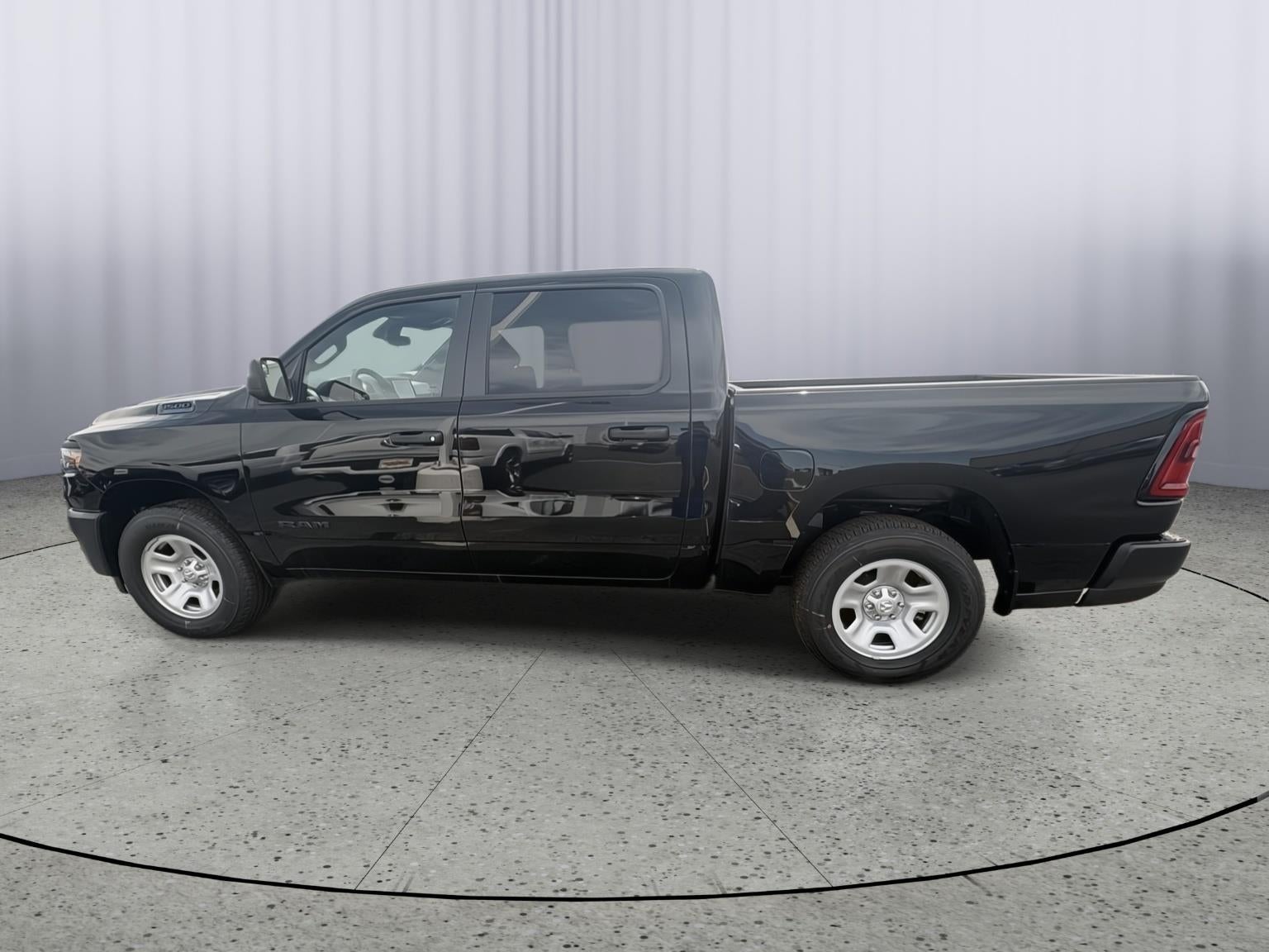 2026 RAM 1500 Tradesman Crew Cab 4x4 5'7' Box