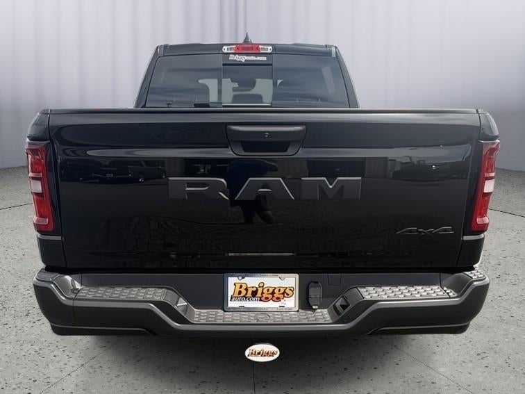 2026 RAM 1500 Tradesman Crew Cab 4x4 5'7' Box