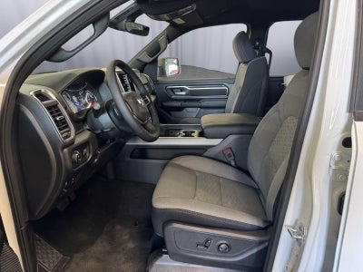 2026 RAM 1500 Big Horn Crew Cab 4x4 5'7' Box