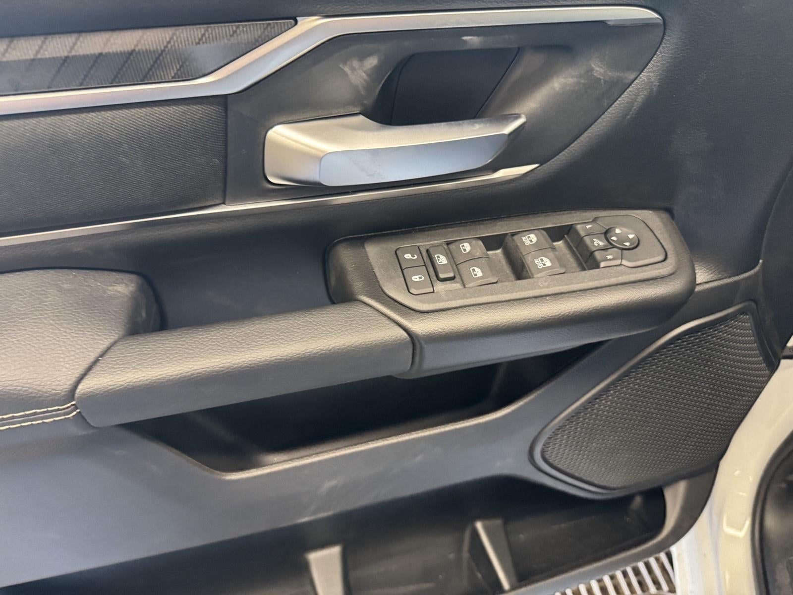 2026 RAM 1500 Big Horn Crew Cab 4x4 5'7' Box