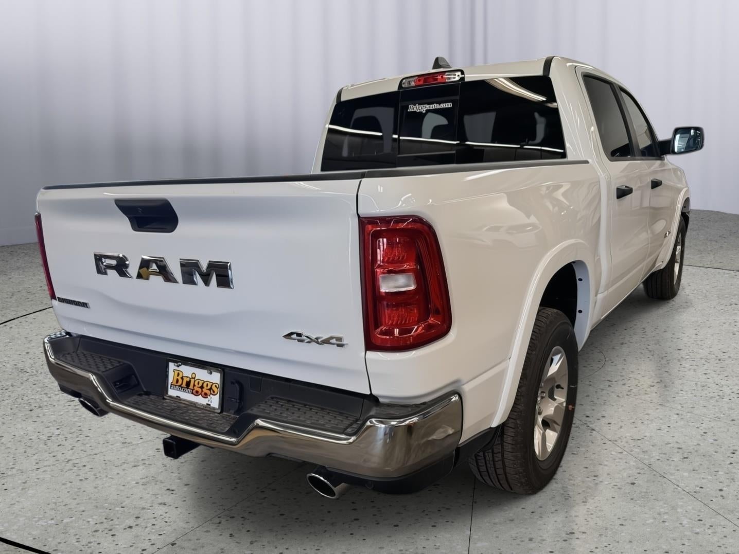 2026 RAM 1500 Big Horn Crew Cab 4x4 5'7' Box