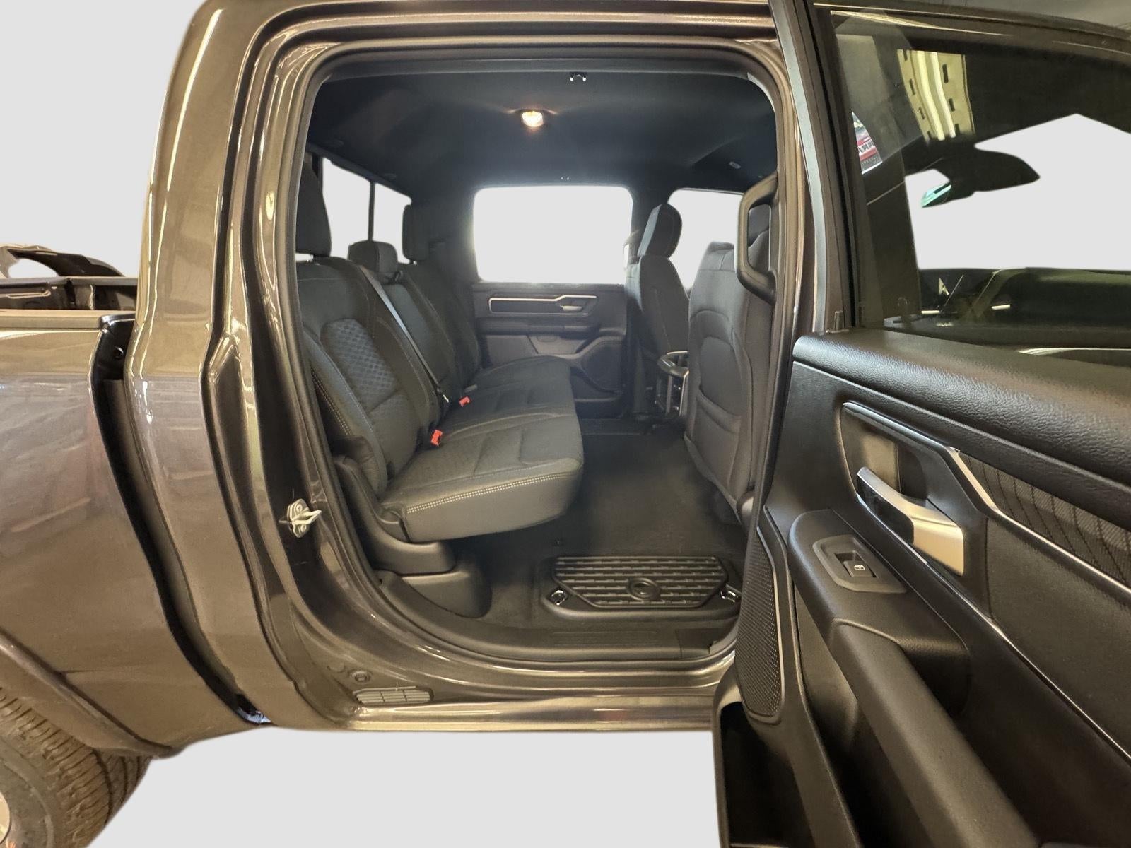 2026 RAM 1500 Big Horn Crew Cab 4x4 5'7' Box