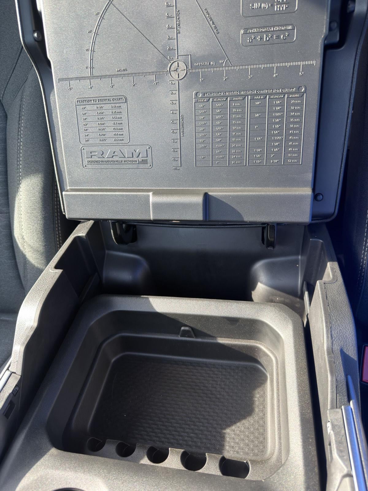 2026 RAM 1500 Big Horn Crew Cab 4x4 5'7' Box