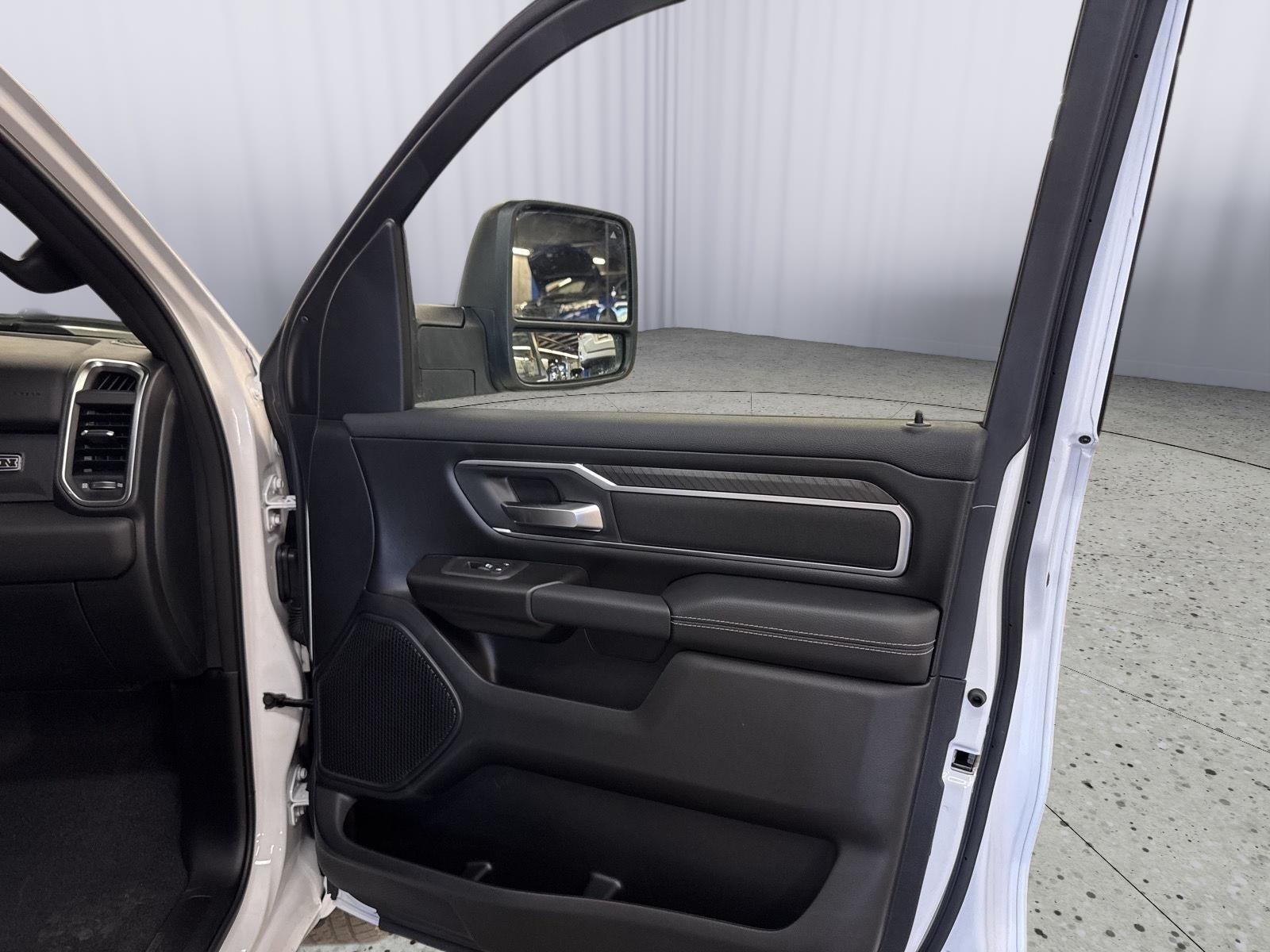 2026 RAM 1500 Big Horn Crew Cab 4x4 5'7' Box