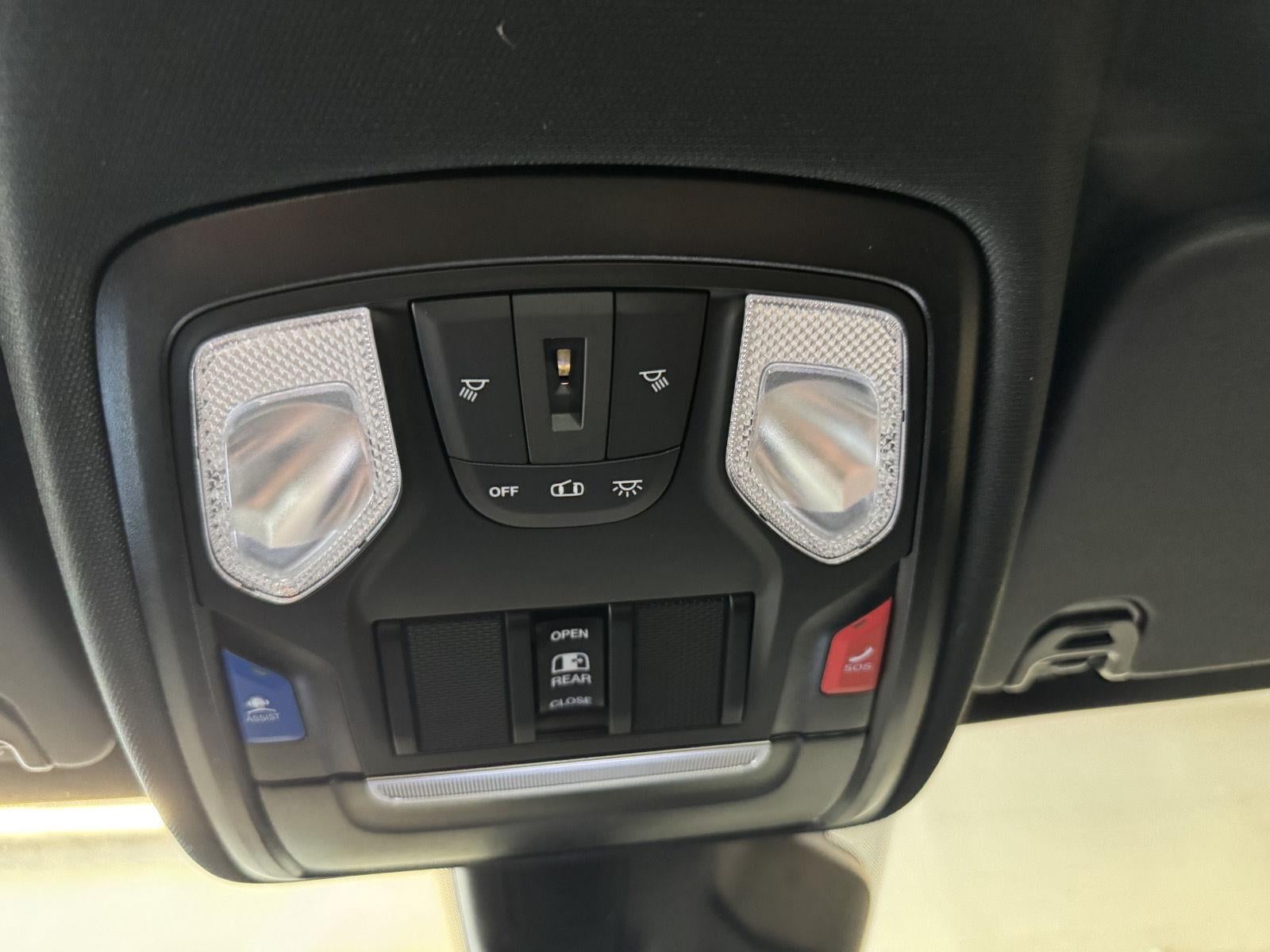 2026 RAM 1500 Warlock Crew Cab 4x4 5'7' Box