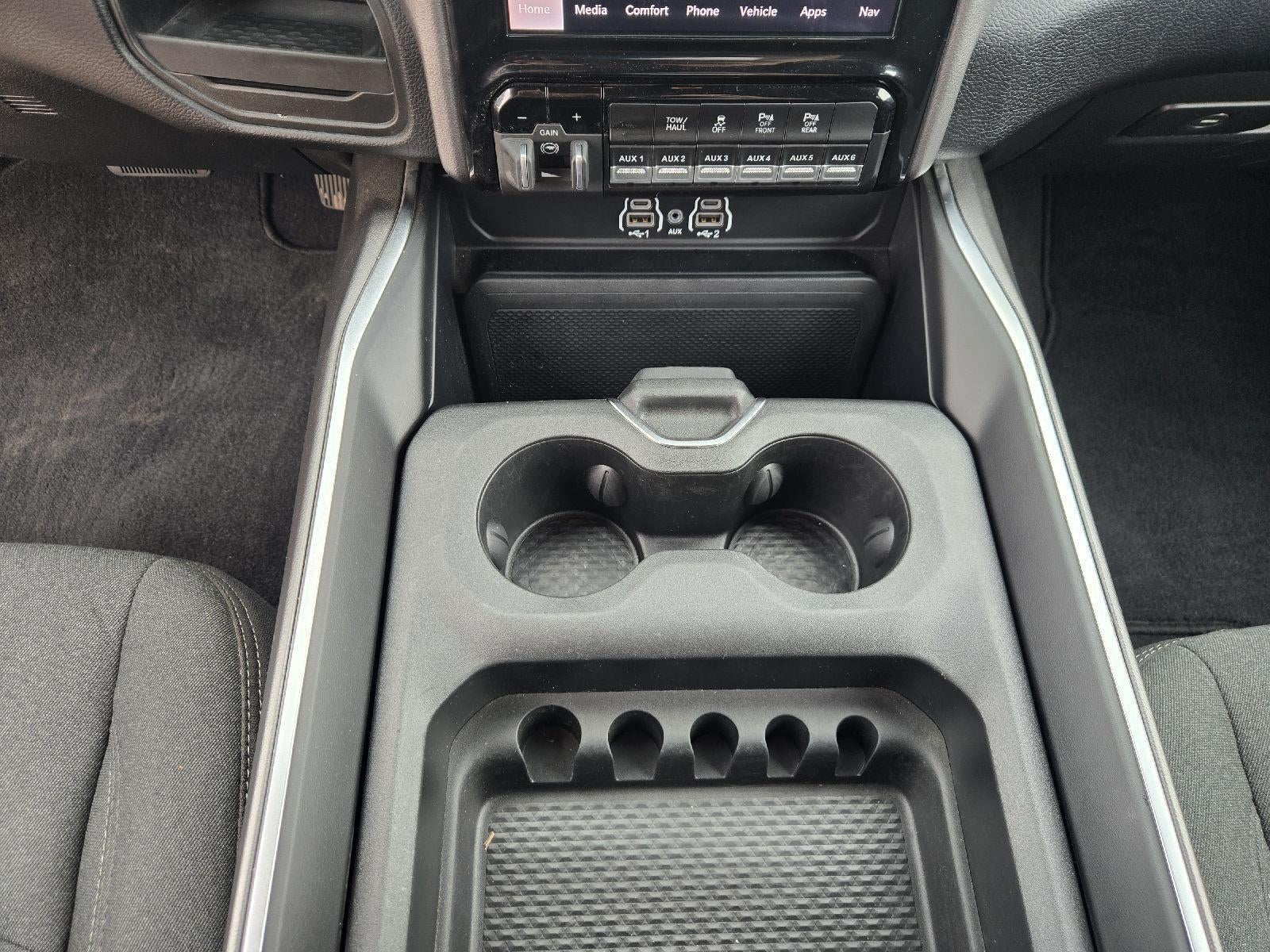 2026 RAM 2500 Big Horn Crew Cab 4x2 6'4' Box