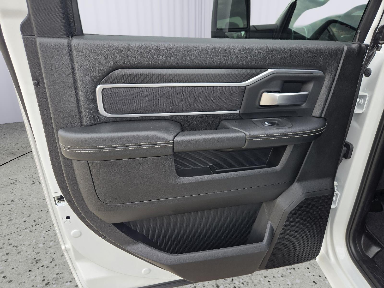 2026 RAM 2500 Big Horn Crew Cab 4x2 6'4' Box