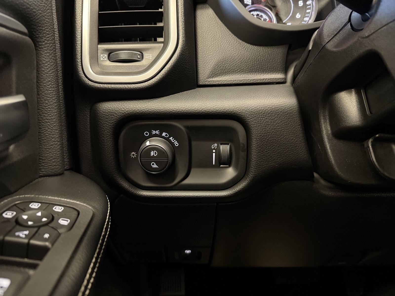 2026 RAM 2500 Big Horn Crew Cab 4x4 6'4' Box