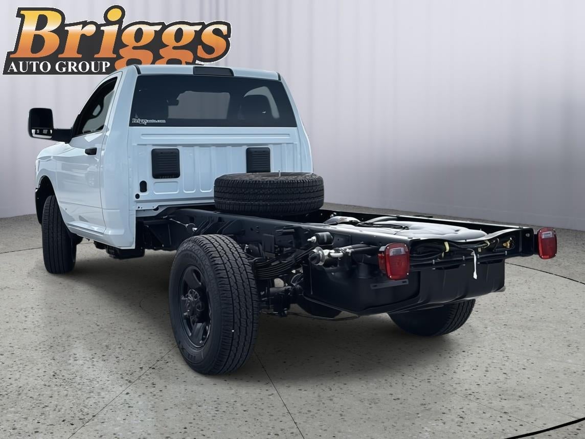 2026 RAM Ram 3500 Chassis Cab RAM 3500 TRADESMAN CHASSIS REGULAR CAB 4X4 60' CA