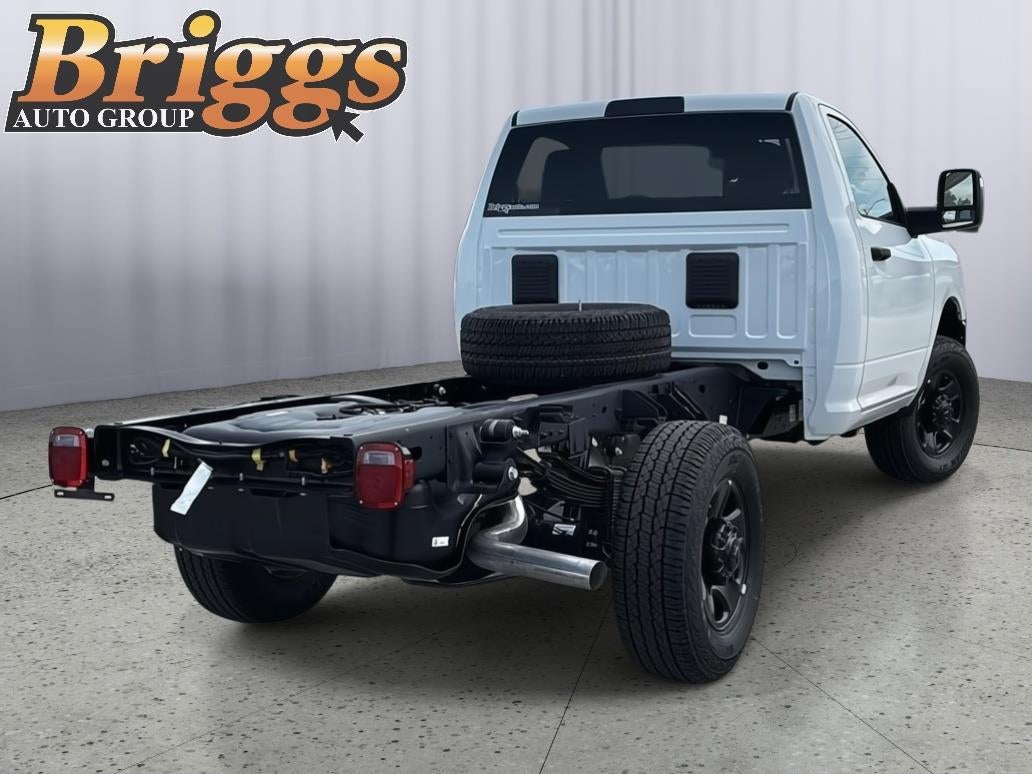 2026 RAM Ram 3500 Chassis Cab RAM 3500 TRADESMAN CHASSIS REGULAR CAB 4X4 60' CA