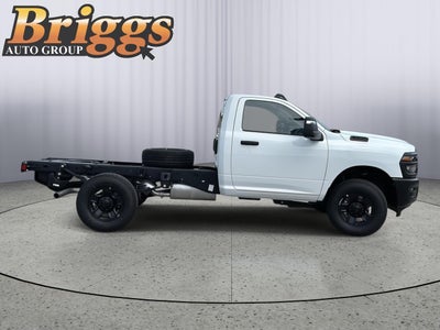 2026 RAM Ram 3500 Chassis Cab RAM 3500 TRADESMAN CHASSIS REGULAR CAB 4X4 60' CA