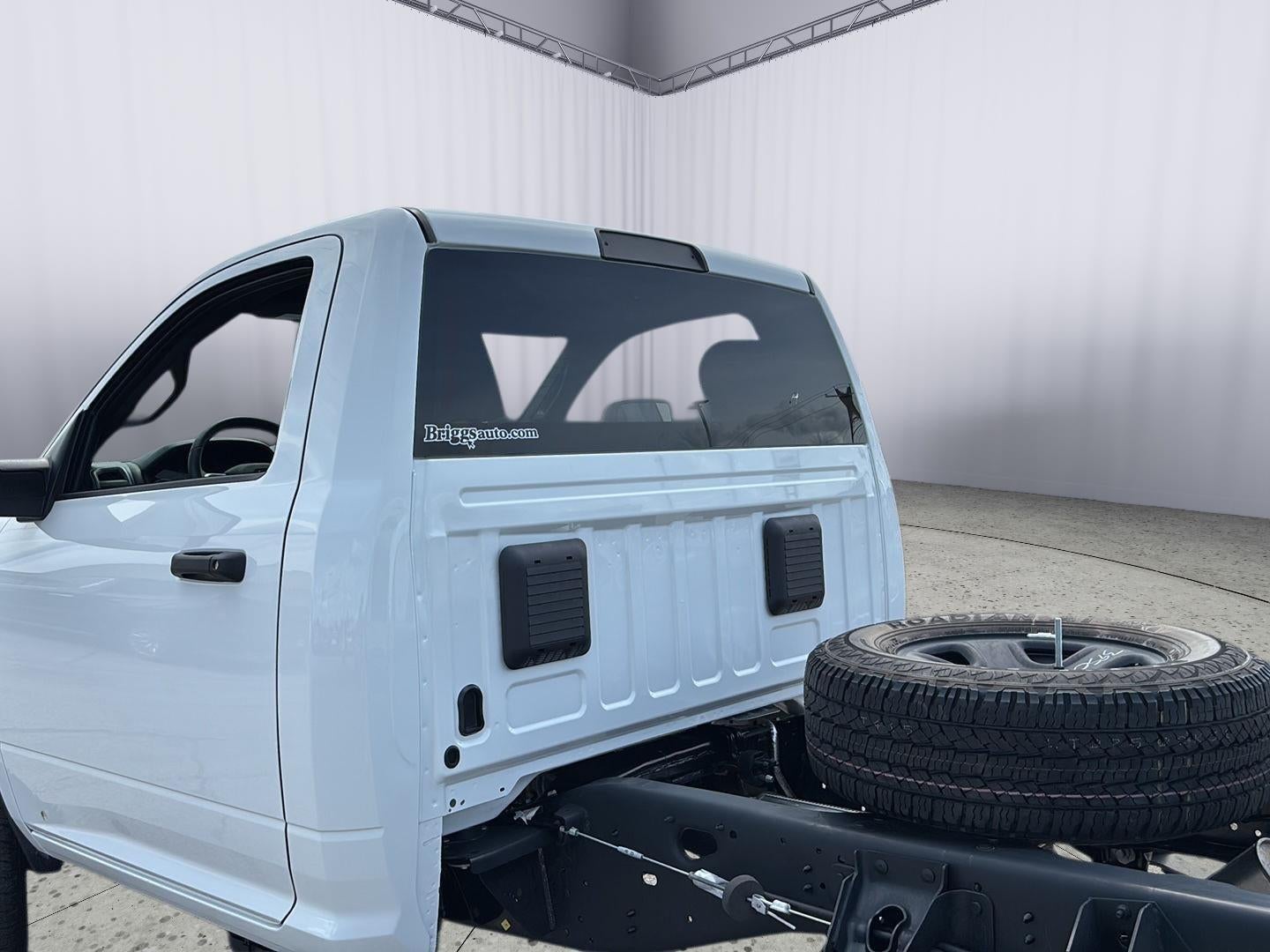 2026 RAM Ram 3500 Chassis Cab RAM 3500 TRADESMAN CHASSIS REGULAR CAB 4X4 60' CA
