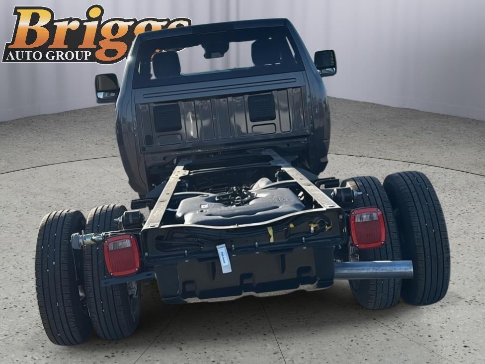 2026 RAM Ram 3500 Chassis Cab RAM 3500 TRADESMAN CHASSIS REGULAR CAB 4X4 84' CA