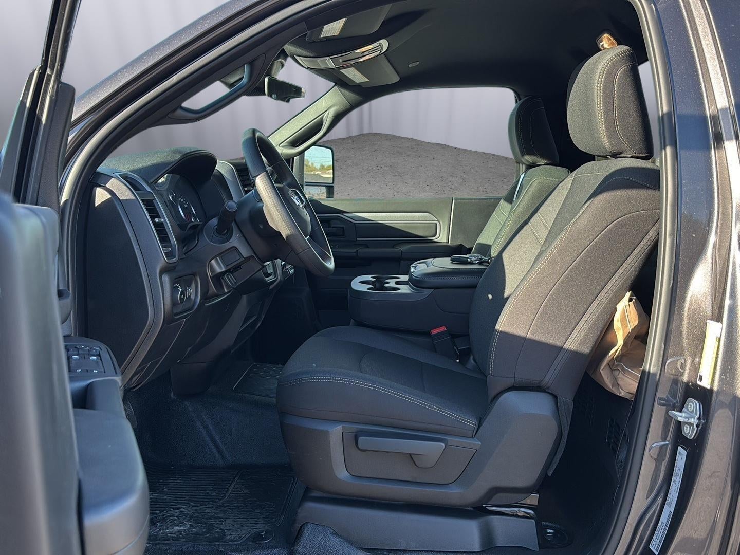 2026 RAM Ram 3500 Chassis Cab RAM 3500 TRADESMAN CHASSIS REGULAR CAB 4X4 84' CA