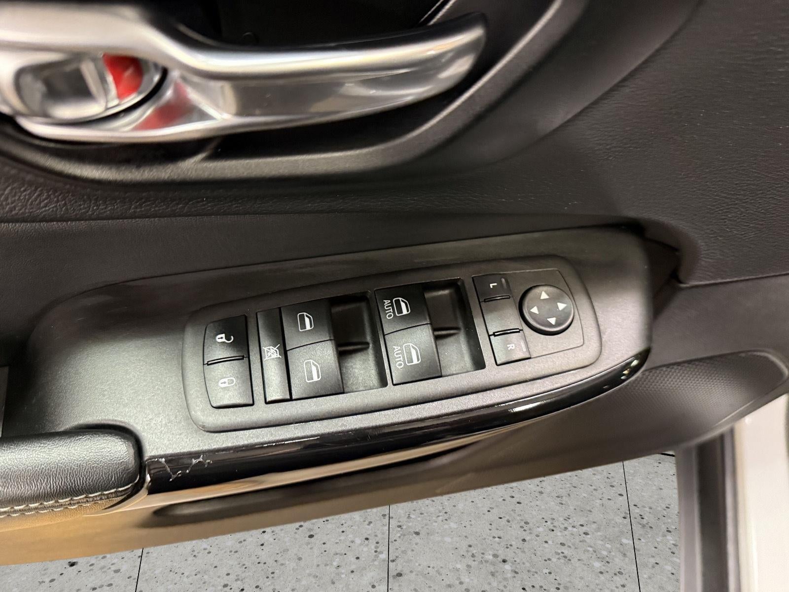 2023 Jeep Cherokee Altitude Lux 4x4