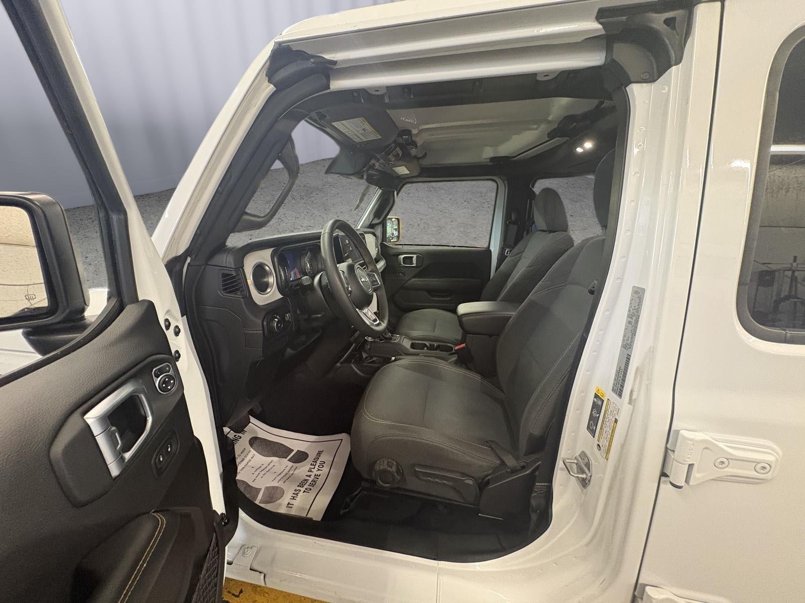 2025 Jeep Wrangler 4-Door Sahara 4x4