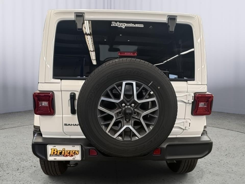 2025 Jeep Wrangler 4-Door Sahara 4x4