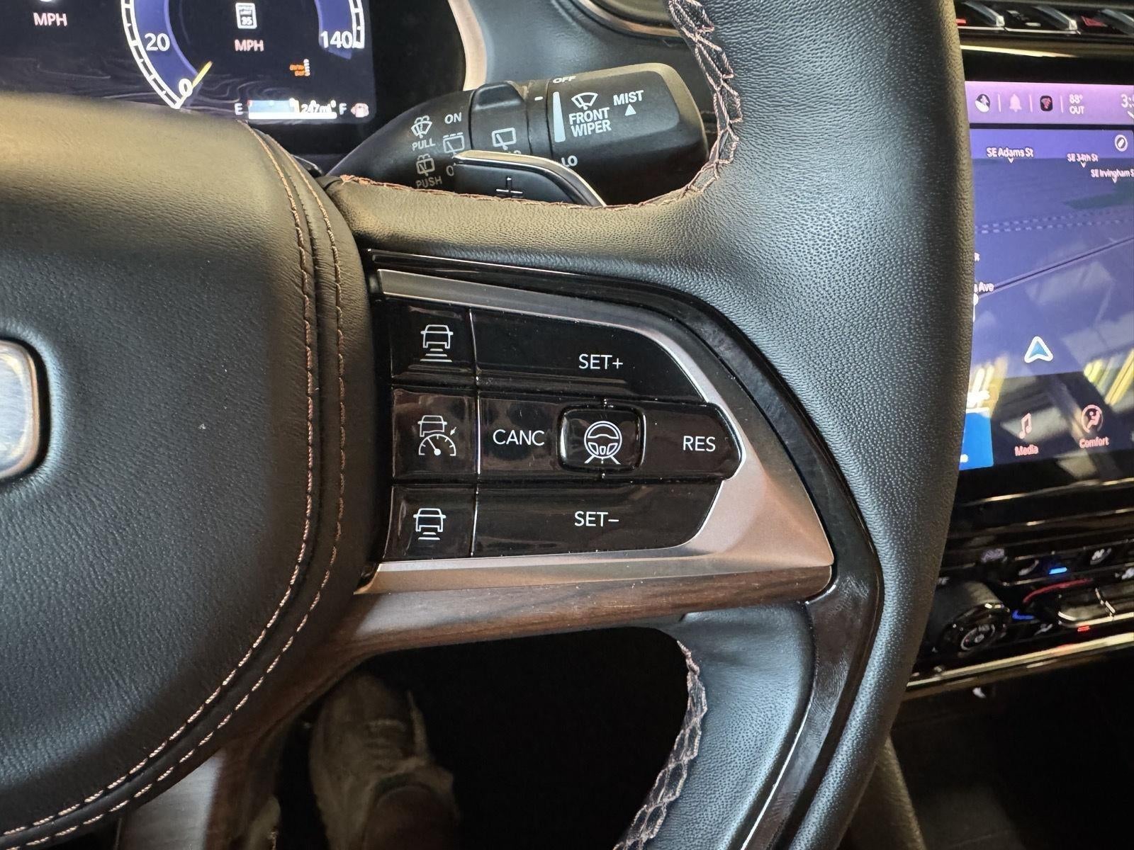 2025 Jeep Grand Cherokee Summit 4x4