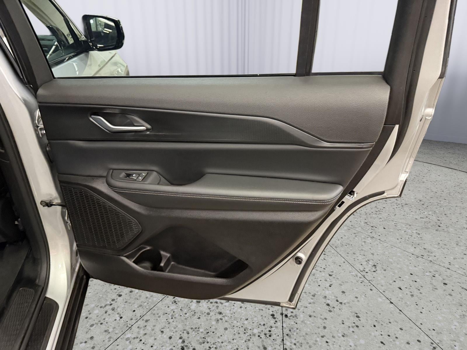 2024 Jeep Grand Cherokee L Altitude 4x4