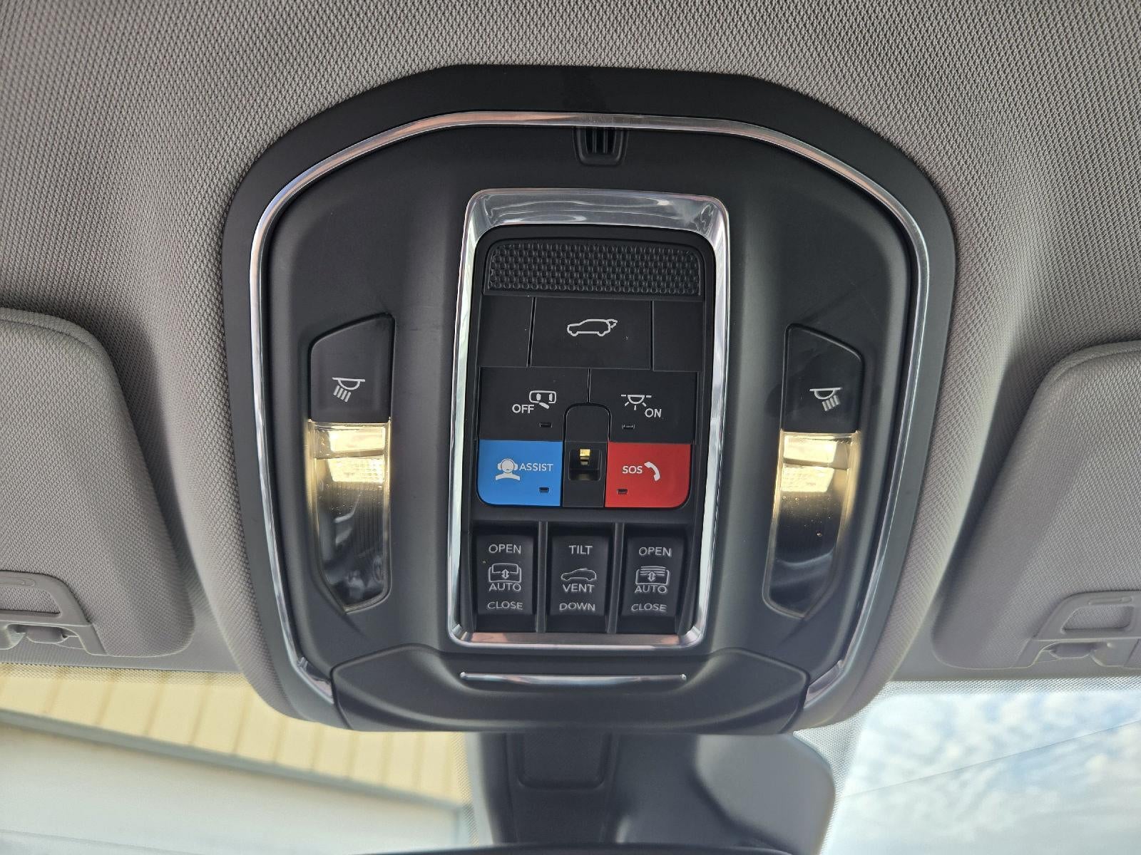 2023 Jeep Grand Cherokee L Limited 4x4