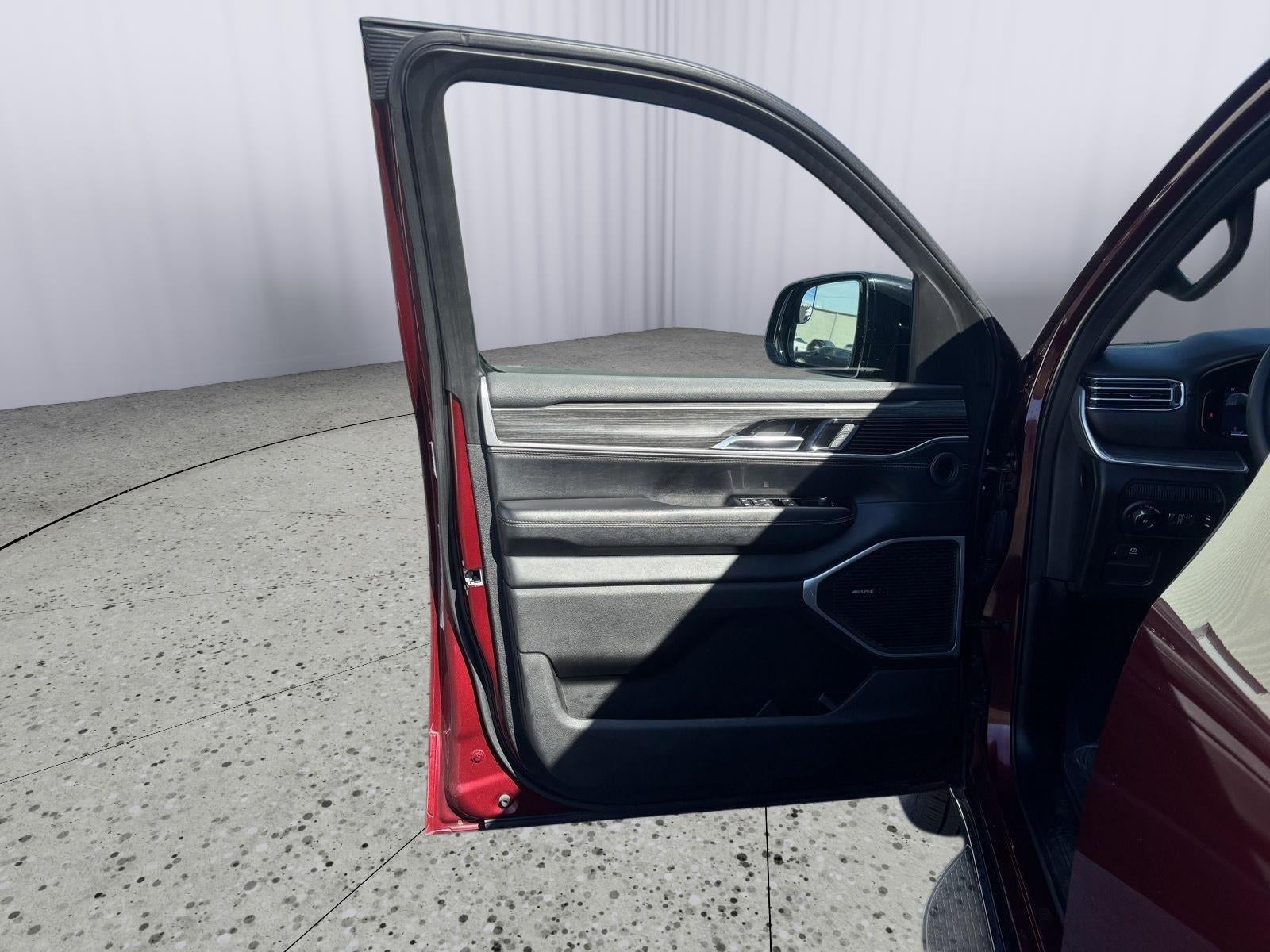 2023 Jeep Wagoneer L Series II 4x4